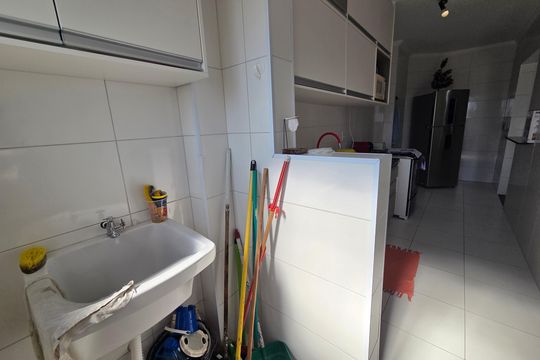 Área de Serviço de apartamento para alugar com 1 quarto, 52m² em Vila Tupi, Praia Grande