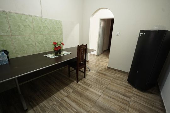 Casa à venda com 4 quartos, 438m² em Cidade Jardim, Goiânia