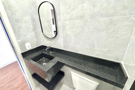 Banheiro  de apartamento para alugar com 2 quartos, 39m² em Vila Campanela, São Paulo