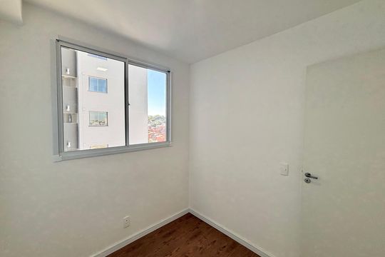 Quarto 2 de apartamento para alugar com 2 quartos, 39m² em Vila Campanela, São Paulo