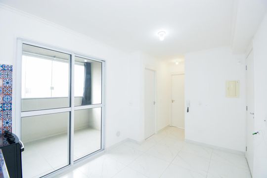 Sala de apartamento para alugar com 2 quartos, 44m² em Vila das Bandeiras, Guarulhos