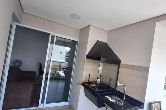 Cozinha de apartamento para alugar com 1 quarto, 53m² em Vila Azevedo, São Paulo