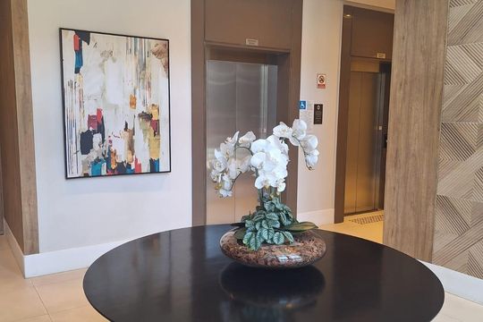 Hall de Entrada de apartamento para alugar com 1 quarto, 53m² em Vila Azevedo, São Paulo