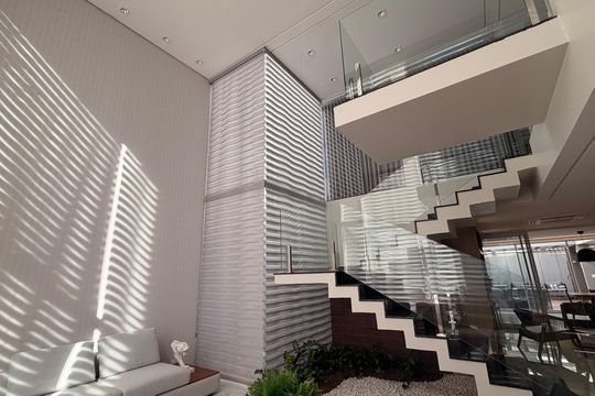 Sala 1 de casa de condomínio à venda com 5 quartos, 510m² em Residencial Granville, Goiânia