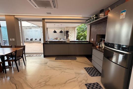 Área gourmet de casa de condomínio à venda com 5 quartos, 510m² em Residencial Granville, Goiânia