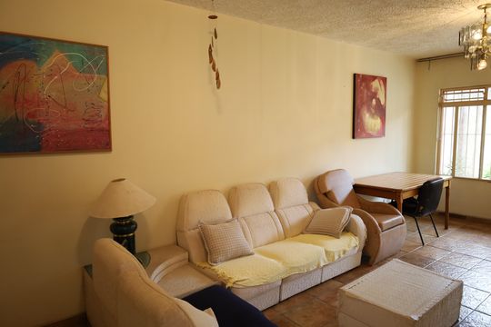 Sala de casa à venda com 4 quartos, 248m² em Jardim Maraba, São Paulo