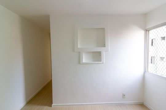 Quarto 1 de apartamento para alugar com 2 quartos, 58m² em Vila Marari, São Paulo