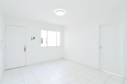 Sala  de apartamento para alugar com 2 quartos, 44m² em Vila Alzira, Guarulhos