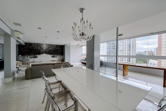 Sala de apartamento à venda com 2 quartos, 178m² em Barra Funda, São Paulo