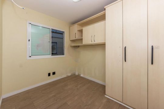 Casa à venda com 4 quartos, 128m² em Vila Guarani (Zona Sul), São Paulo