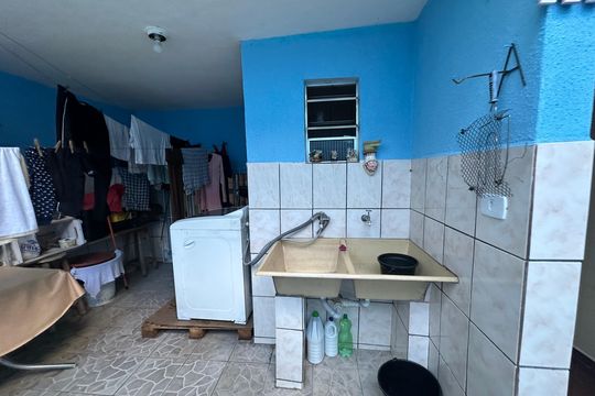 Área de Serviço de casa para alugar com 3 quartos, 250m² em Jardim Mutinga, Barueri