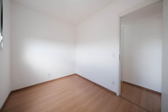 Quarto 1 de apartamento à venda com 2 quartos, 42m² em Vila Cosmopolita, São Paulo