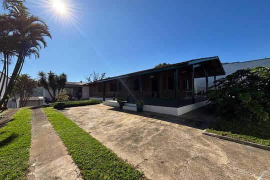Casa para alugar com 5 quartos, 173m² em Santana, Ribeirão Pires