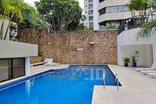 Apartamento à venda com 3 quartos, 147m² em Vila Suzana, São Paulo