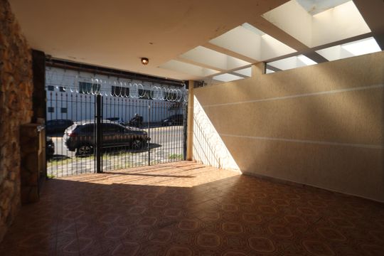 Garagem de casa para alugar com 3 quartos, 230m² em Vila Prudente, São Paulo