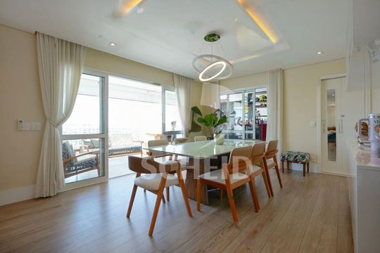 Apartamento à venda com 3 quartos, 181m² em Campo Grande, São Paulo