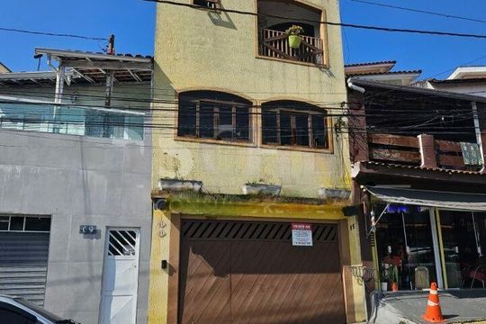 Casa à venda com 3 quartos, 170m² em Vila do Castelo, São Paulo