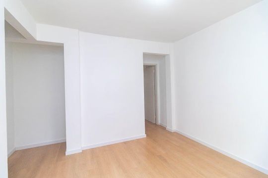 Sala de apartamento para alugar com 1 quarto, 42m² em Centro Histórico, Porto Alegre
