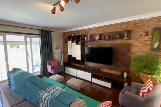 Casa à venda com 3 quartos, 320m² em Interlagos, São Paulo