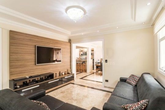 Casa à venda com 4 quartos, 219m² em Jardim Cordeiro, São Paulo