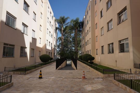 Área comum de apartamento para alugar com 2 quartos, 54m² em Jardim Dom José, Embu das Artes