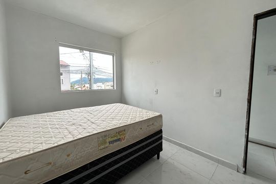 Quarto de apartamento para alugar com 1 quarto, 35m² em São João do Rio Vermelho, Florianópolis