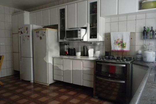 Casa à venda com 3 quartos, 180m² em Jardim Malia II, São Paulo