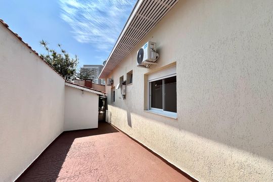Garagem de casa à venda com 3 quartos, 240m² em Jardim Prudência, São Paulo