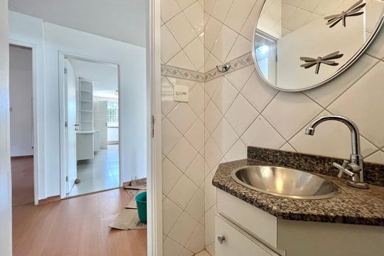 Casa à venda com 3 quartos, 240m² em Jardim Prudência, São Paulo