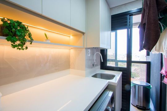 Área de serviço de apartamento à venda com 3 quartos, 130m² em Vila Santa Teresa, Santo André