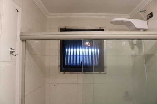 Banheiro 1 de apartamento à venda com 3 quartos, 68m² em Alto da Lapa, São Paulo