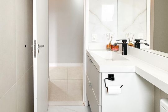 Banheiro Social de apartamento à venda com 2 quartos, 59m² em Baeta Neves, São Bernardo do Campo