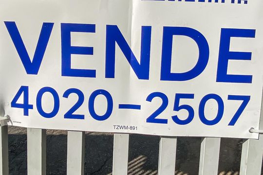 Placa  de apartamento à venda com 2 quartos, 54m² em Cohab Padre Jose de Anchieta, São Paulo