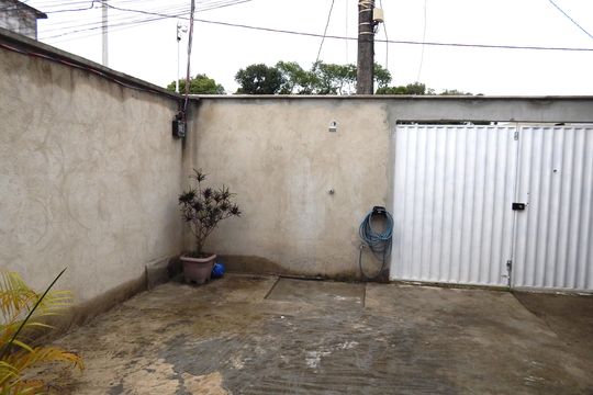 Área comum de casa para alugar com 2 quartos, 128m² em Santa Cruz, Rio de Janeiro