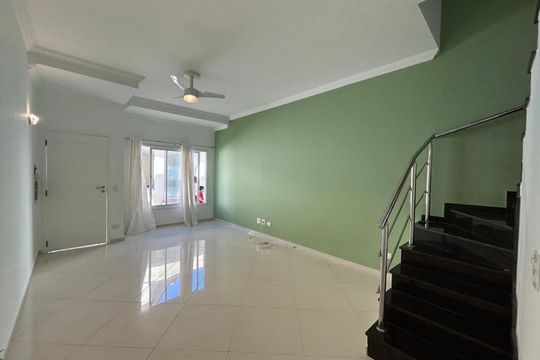 Casa à venda com 3 quartos, 130m² em Jardim Taquaral, São Paulo