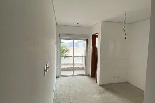 Casa à venda com 3 quartos, 108m² em Vila Alexandria, São Paulo