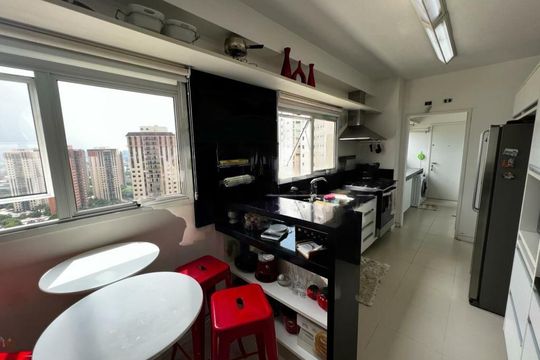 Apartamento à venda com 4 quartos, 170m² em Santo Amaro, São Paulo