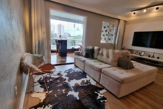 Apartamento à venda com 3 quartos, 107m² em Jardim Taquaral, São Paulo