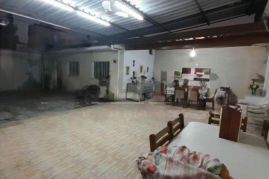 Casa à venda com 3 quartos, 175m² em Jardim das Imbuias, São Paulo