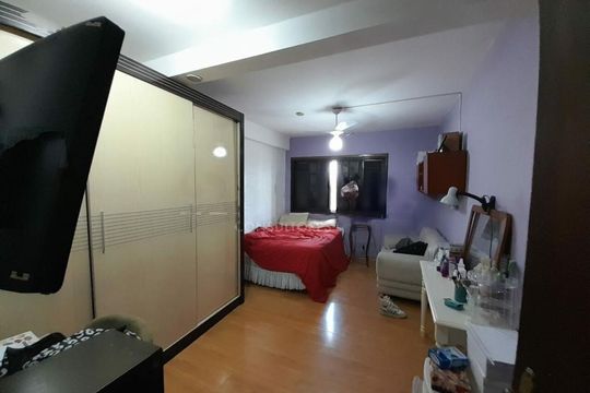 Casa à venda com 3 quartos, 175m² em Jardim das Imbuias, São Paulo