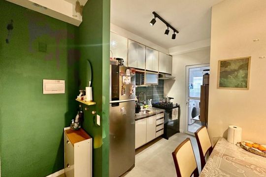 Apartamento à venda com 2 quartos, 51m² em Vila Isa, São Paulo