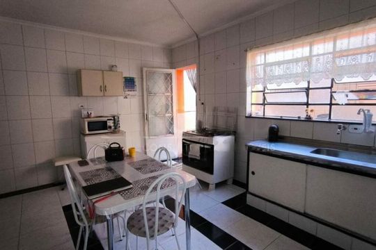 Casa à venda com 3 quartos, 146m² em Santo Amaro, São Paulo