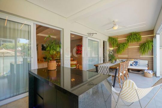 Casa à venda com 4 quartos, 260m² em Vila Nova Caledonia, São Paulo