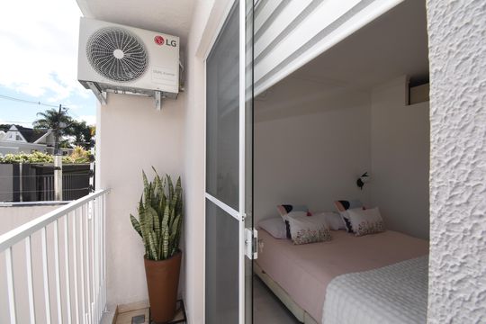 Sacada da Suíte de casa à venda com 3 quartos, 211m² em Vista Alegre, Curitiba