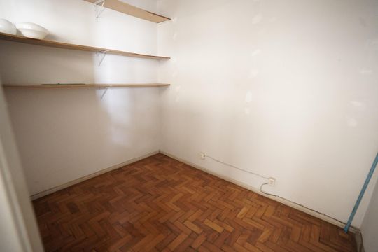 Quarto de serviço de apartamento à venda com 3 quartos, 180m² em Setor Aeroporto, Goiânia