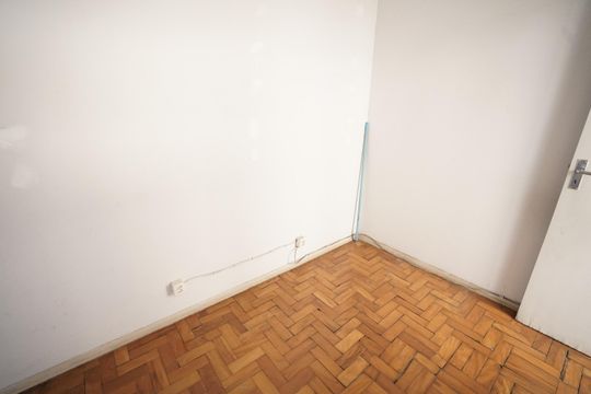 Quarto de serviço de apartamento à venda com 3 quartos, 180m² em Setor Aeroporto, Goiânia