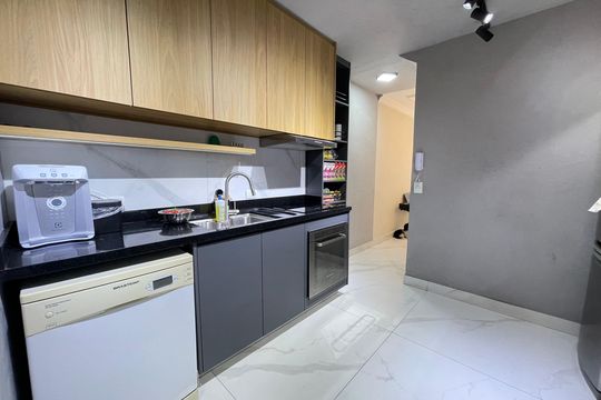 Cozinha de casa à venda com 2 quartos, 110m² em Vila Albano, São Paulo