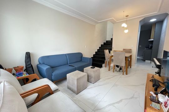 Casa à venda com 2 quartos, 110m² em Vila Albano, São Paulo
