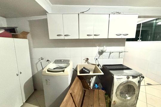 Área de serviço de casa à venda com 3 quartos, 200m² em Jardim Aricanduva, São Paulo