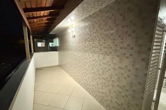 varanda de casa à venda com 3 quartos, 200m² em Jardim Aricanduva, São Paulo